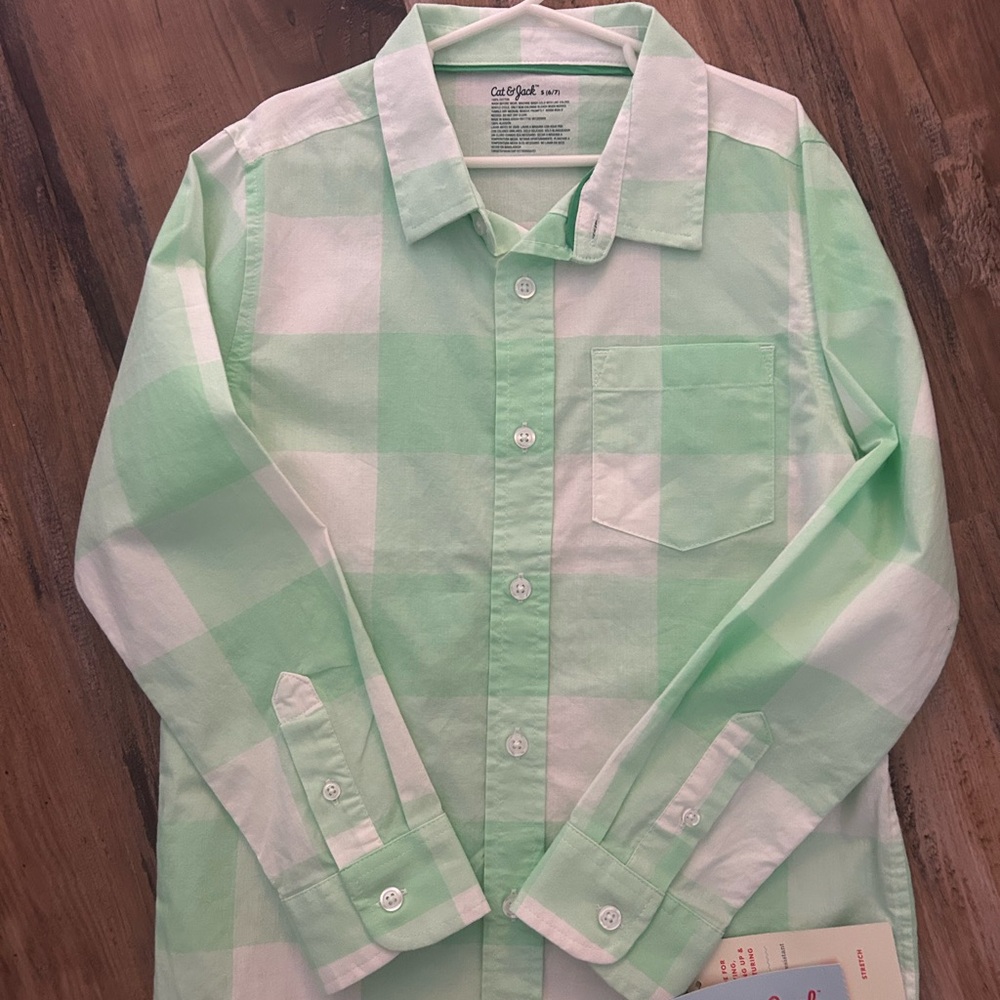 NEW W/ TAGS! Cat & Jack Green and White Checkered Button-Up Shirt